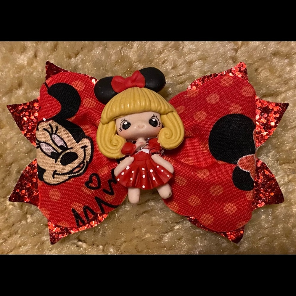 Minnie mouse clay bow